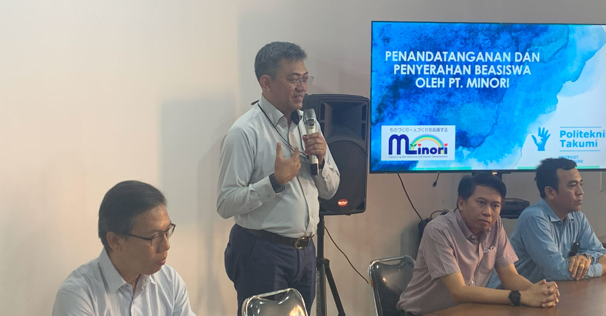 Pemberian Beasiswa Langsung dari Minori Group